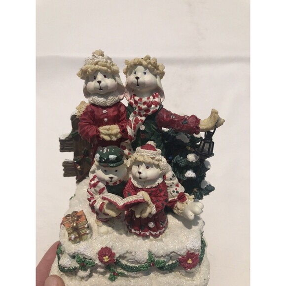Vintage Christmas Around the World Music Box Magnetic Flossie Family Singers - Picture 6 of 8